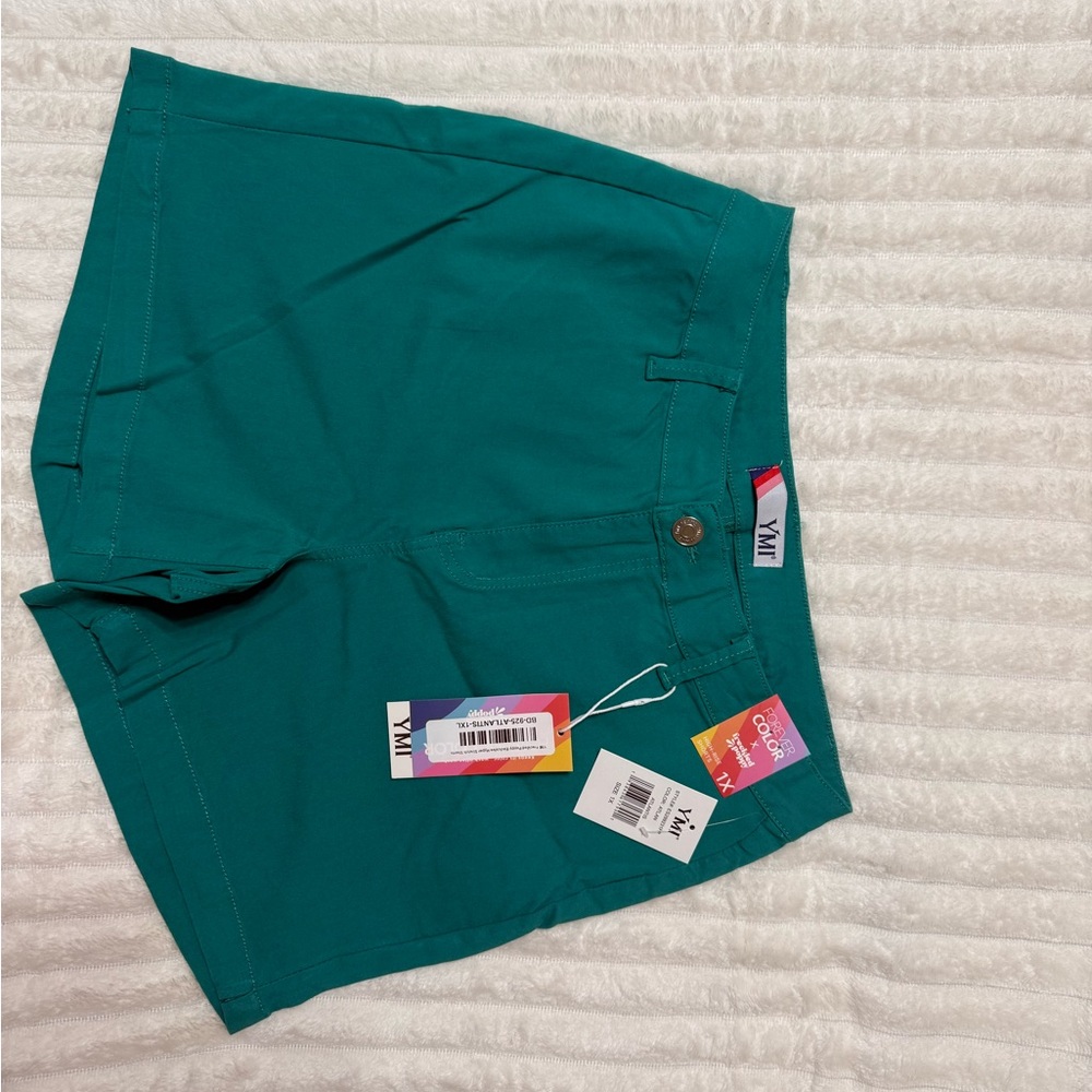 YMI Hyper Stretch Shorts - Picture 6 of 6